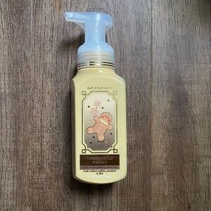 🆕 Bath & Body Works ‘Gingerbread Bakery’ Hand Soap
